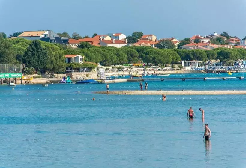 Apartments Mirjana Medulin