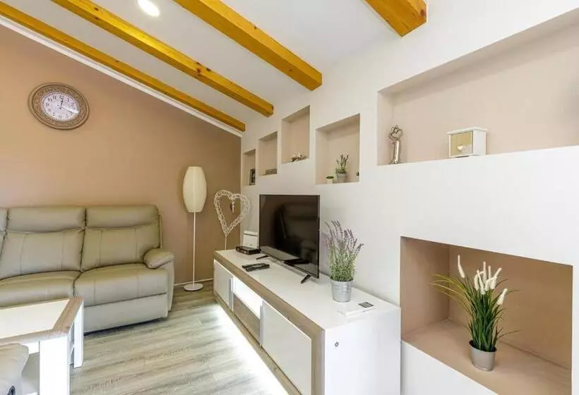 Apartments Mirjana Medulin