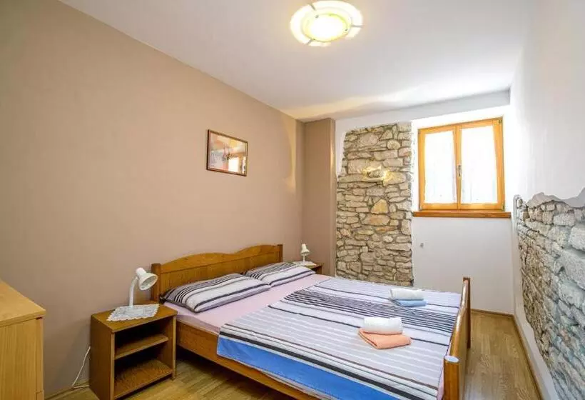 Apartments Mirjana Medulin