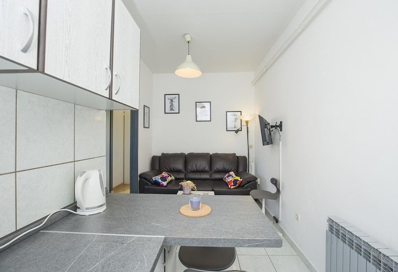 Apartments Resanović