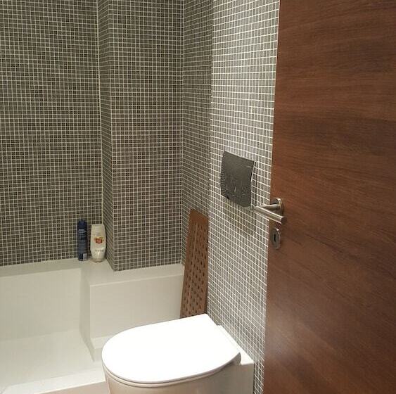 Captain S Luxury Suite