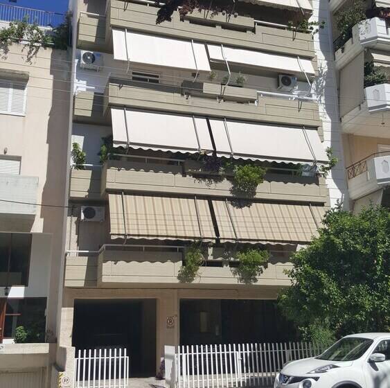 Captain S Luxury Suite