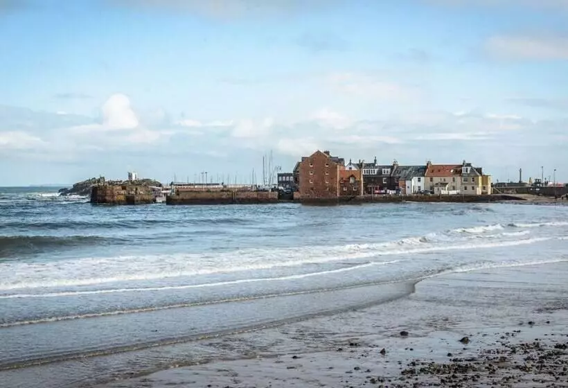 Cooleens  Chic 1 Bedroom Apt. In North Berwick
