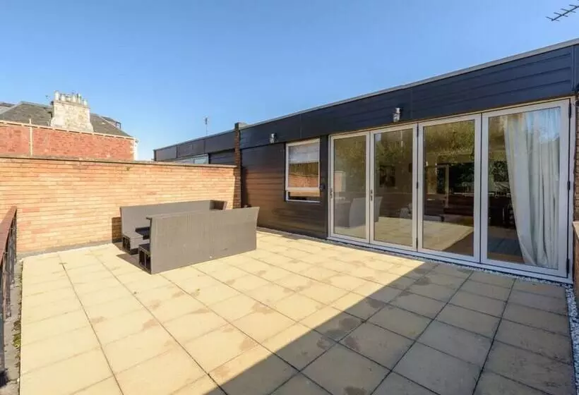 Cooleens  Chic 1 Bedroom Apt. In North Berwick