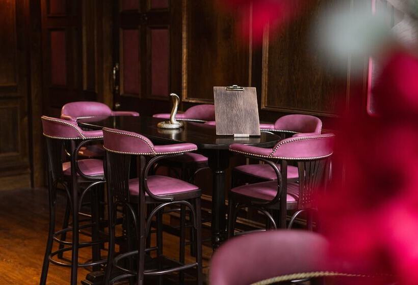 Hotel House Of Gods Royal Mile