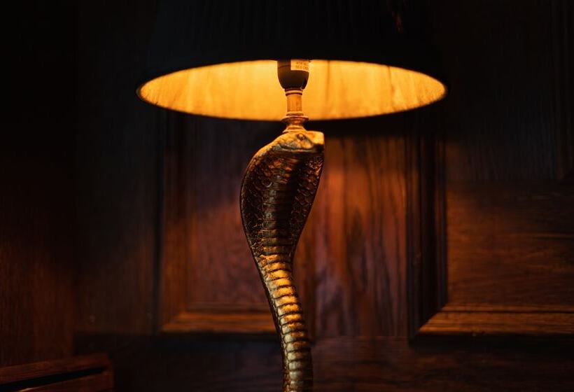 Hotel House Of Gods Royal Mile