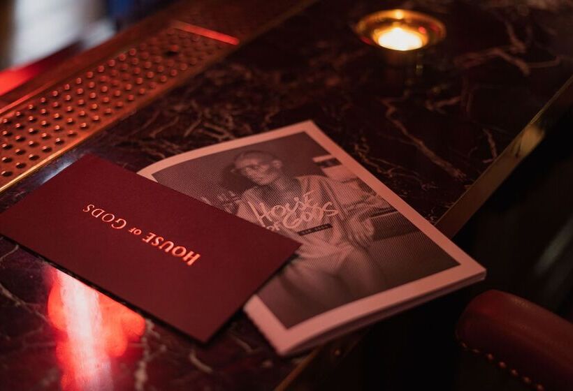 Hotel House Of Gods Royal Mile