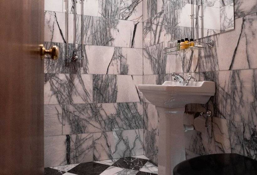 Hotel House Of Gods Royal Mile