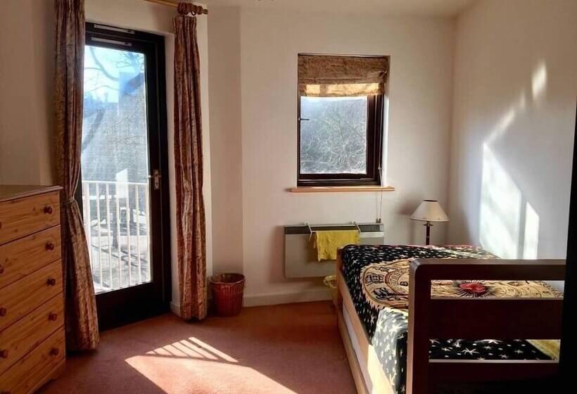 New Bright And Sunny Flat In Oxford City Centre