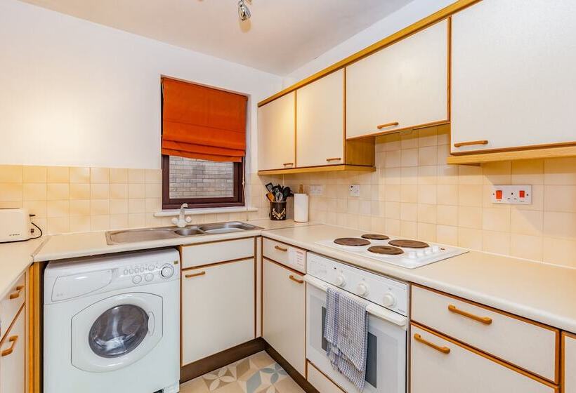 New Bright And Sunny Flat In Oxford City Centre