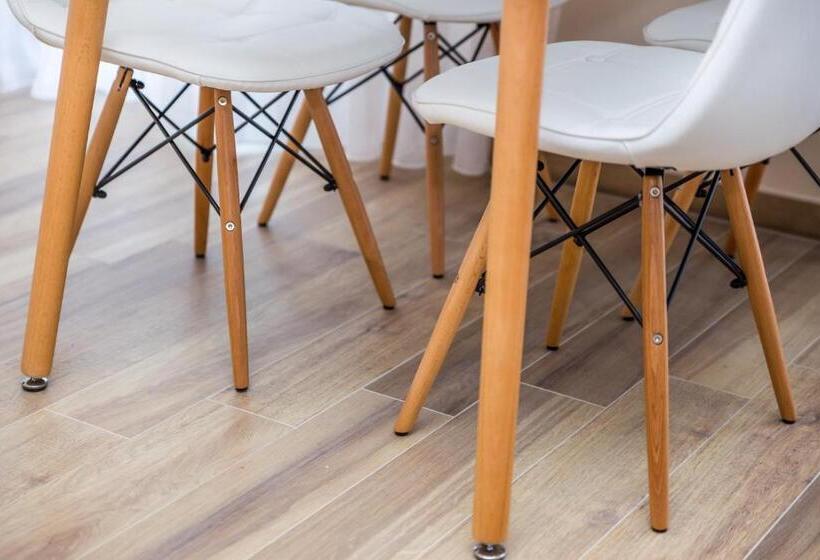 بنسيون Apartments And Rooms Milcetic