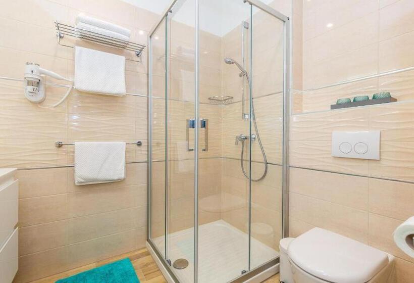 بنسيون Apartments And Rooms Milcetic