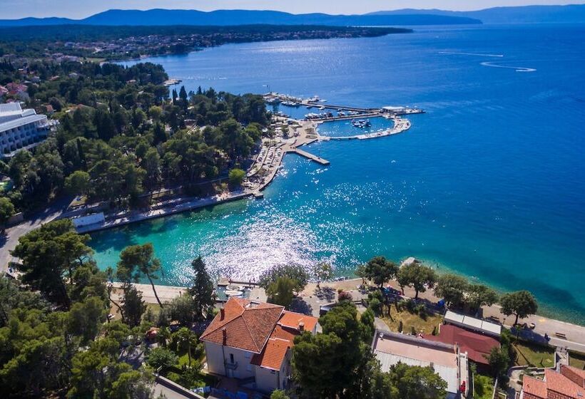 بنسيون Apartments And Rooms Milcetic