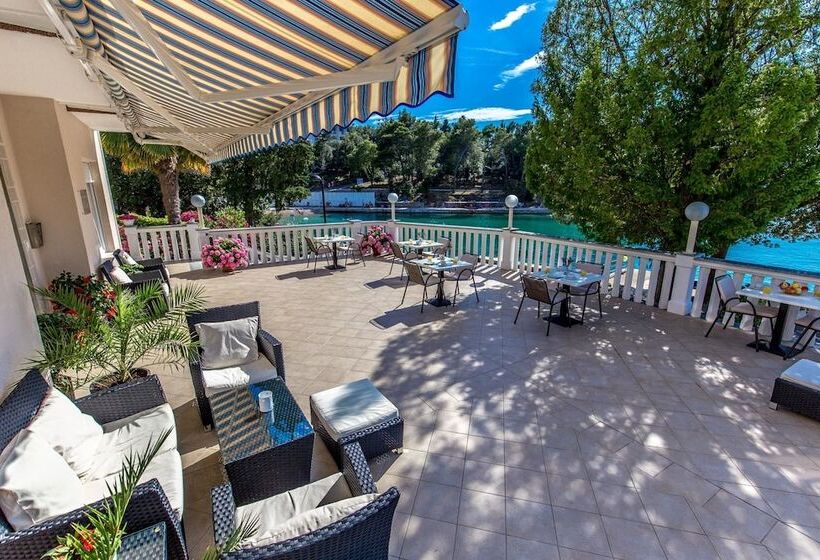 بنسيون Apartments And Rooms Milcetic