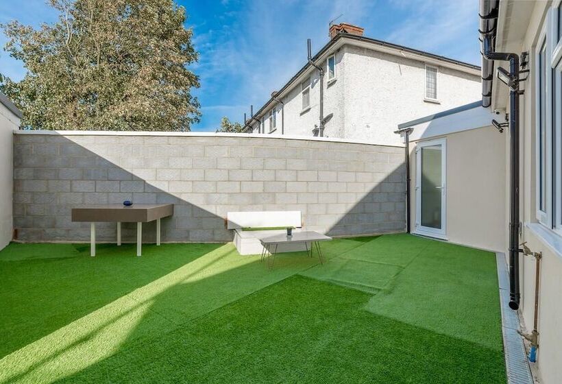 بنسيون Goldbeaters House