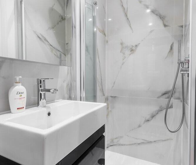 بنسيون Goldbeaters House