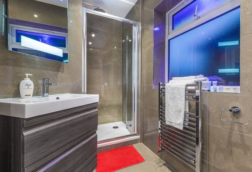 بنسيون Goldbeaters House