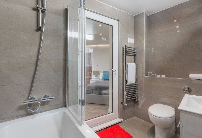 بنسيون Goldbeaters House