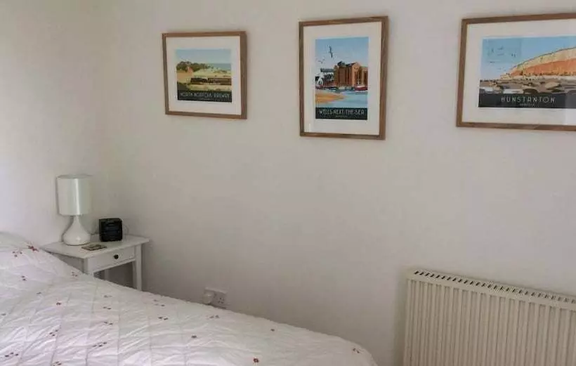 Curlew Cottage With Rural Views