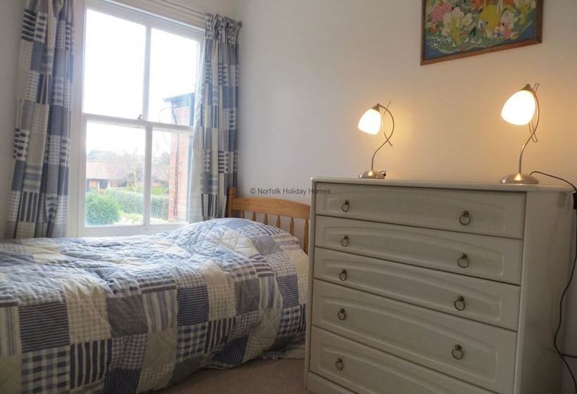 Curlew Cottage With Rural Views