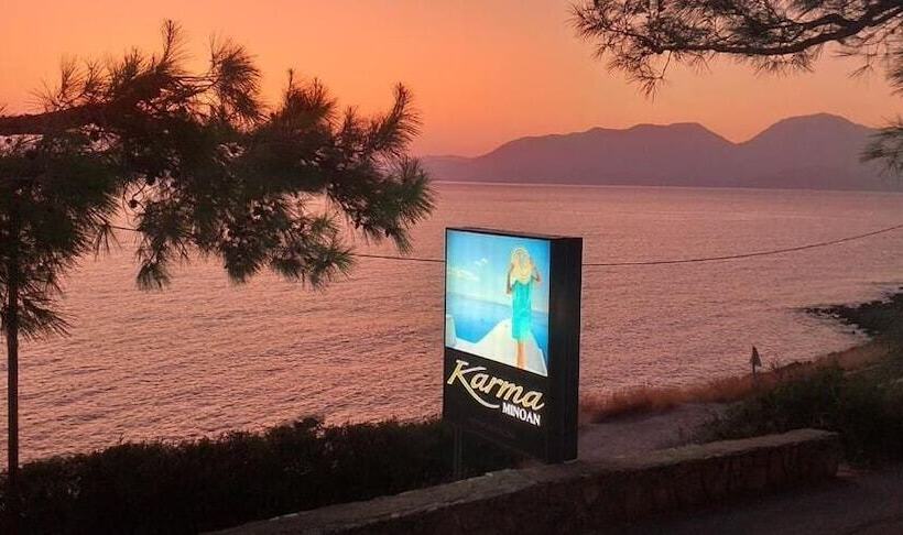 هتل Karma Minoan