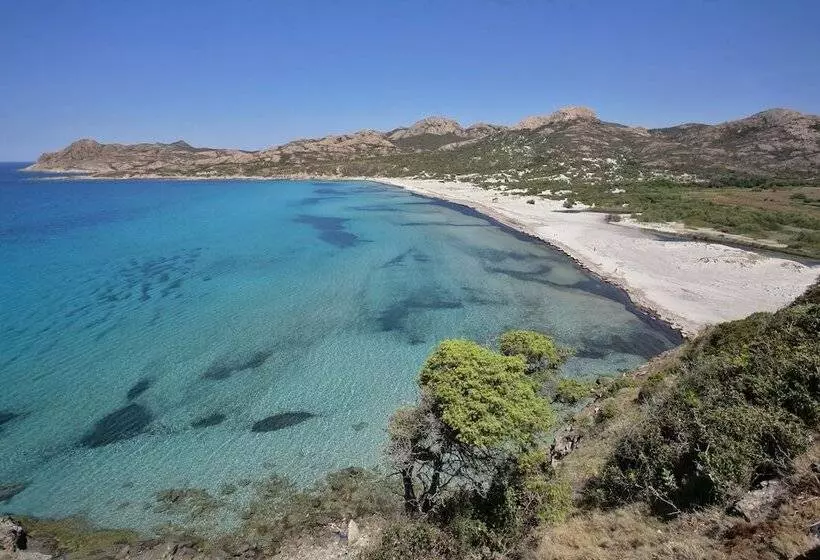 Hotelli Village Camping  De L Ostriconi