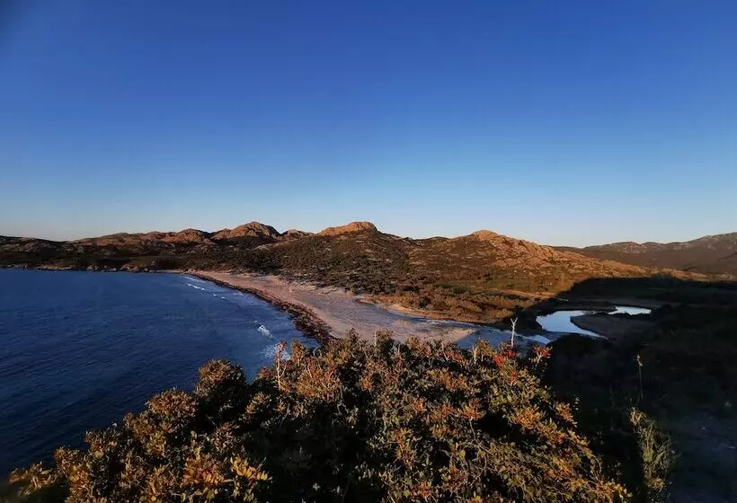 Hotelli Village Camping  De L Ostriconi