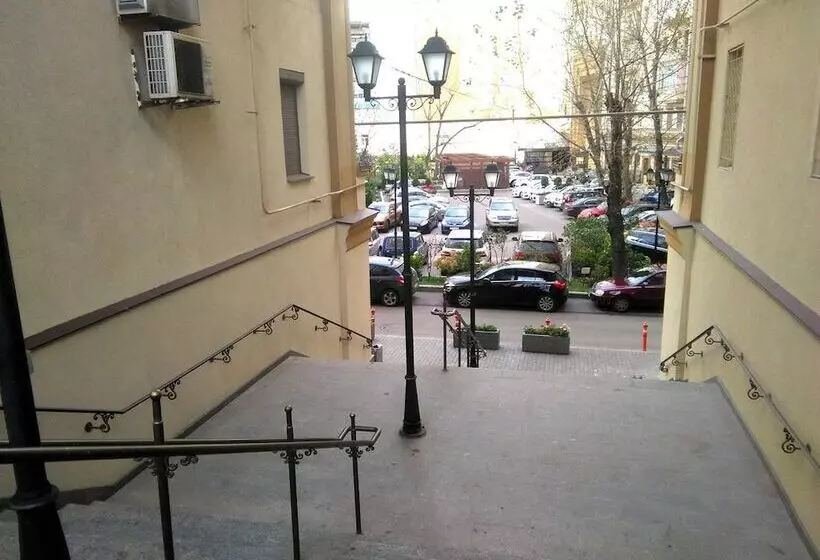 Lakshmi Club Apartment 3 Bedroom