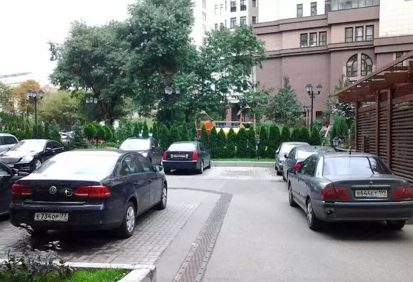 Lakshmi Club Apartment 3 Bedroom