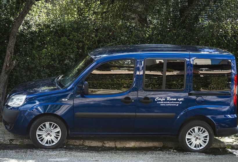 پانسیون Corfu Room