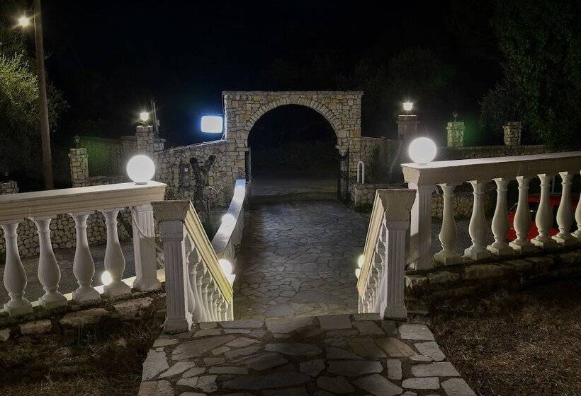 پانسیون Corfu Room