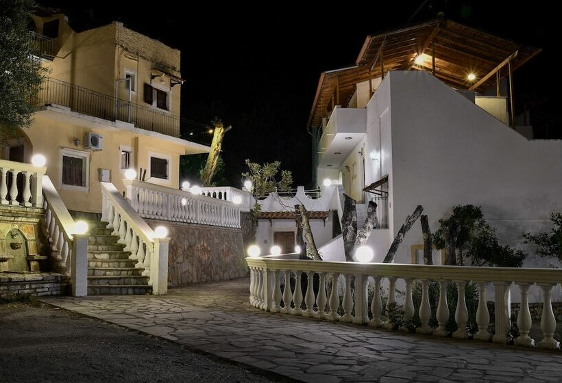 پانسیون Corfu Room