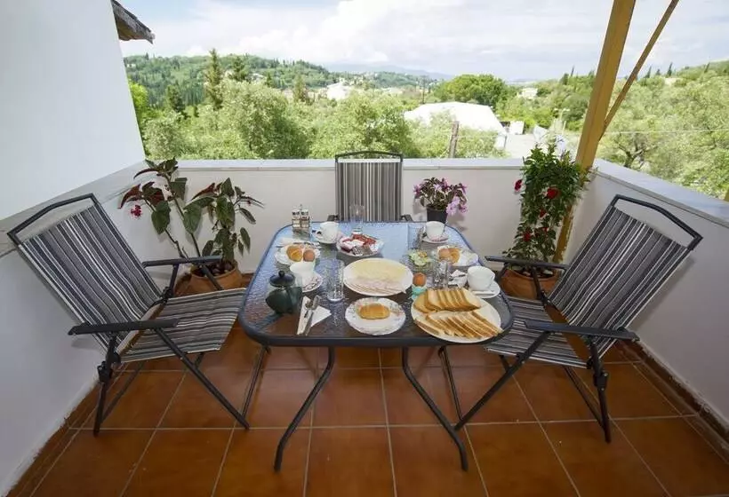 پانسیون Corfu Room