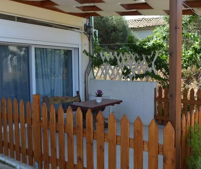 Best House Petit Pylos Messinias