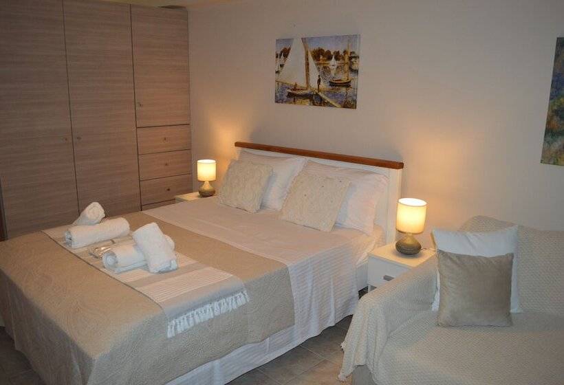 Best House Petit Pylos Messinias