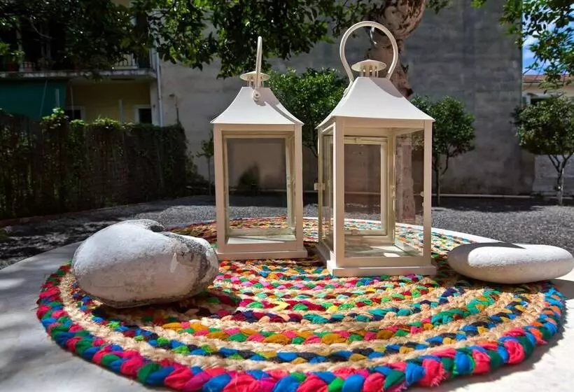 Casa Paleopolis Near Royal Baths Monrepo