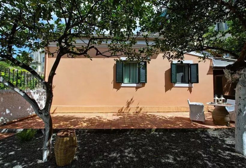 Casa Paleopolis Near Royal Baths Monrepo