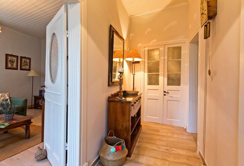 Casa Paleopolis Near Royal Baths Monrepo