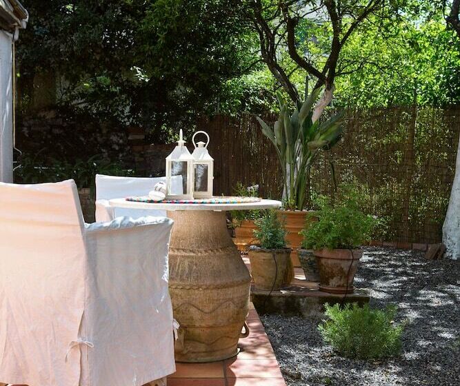 Casa Paleopolis Near Royal Baths Monrepo