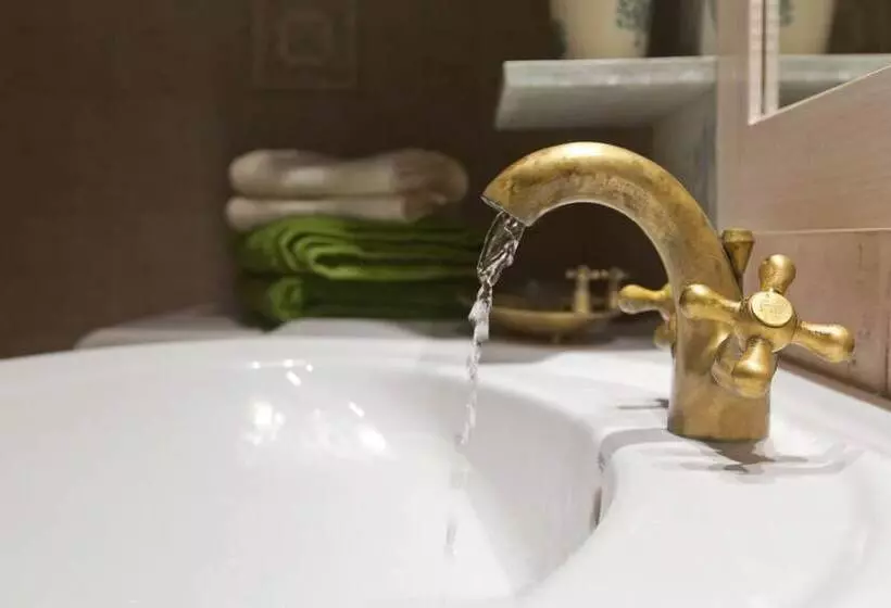 Casa Paleopolis Near Royal Baths Monrepo