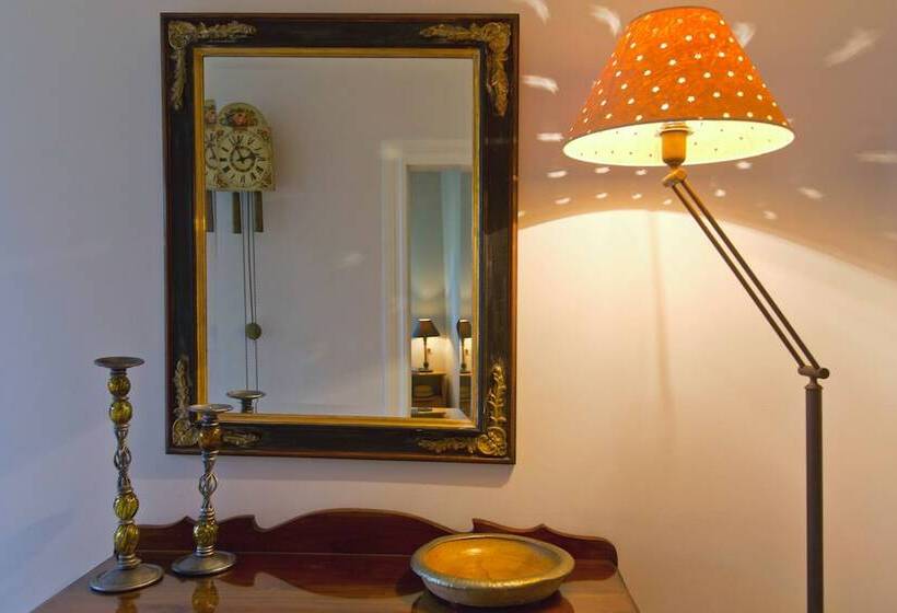 Casa Paleopolis Near Royal Baths Monrepo