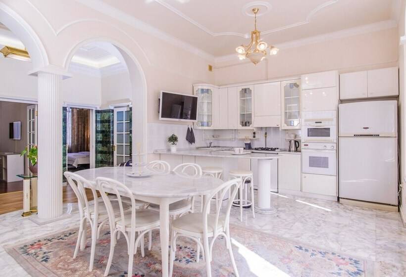 Funny Dolphins Apartments Moscow City