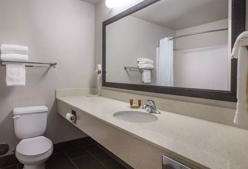 호텔 Coast Hilltop Inn