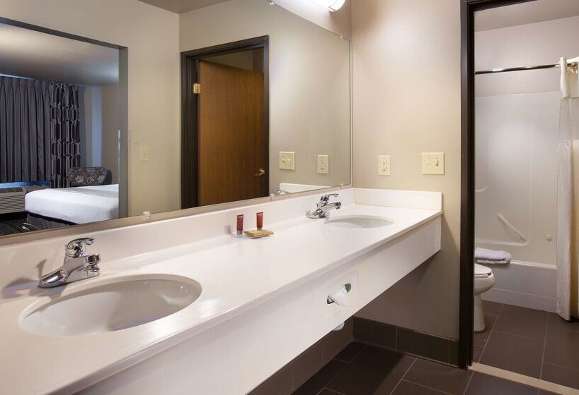 Szálloda Coast Hilltop Inn