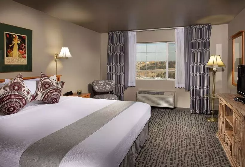 호텔 Coast Hilltop Inn