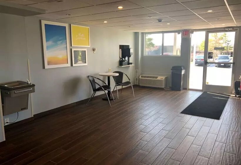 فندق Days Inn By Wyndham Grove City Columbus South