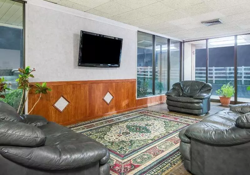 فندق Days Inn By Wyndham Grove City Columbus South