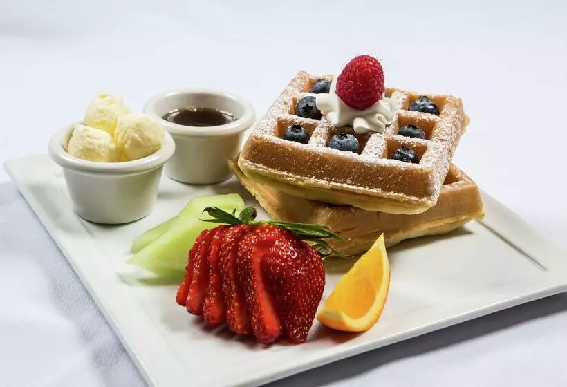 Hotelli Doubletree By Hilton  Carson