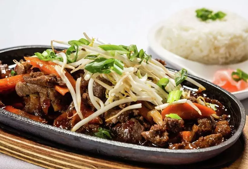 Hotelli Doubletree By Hilton  Carson