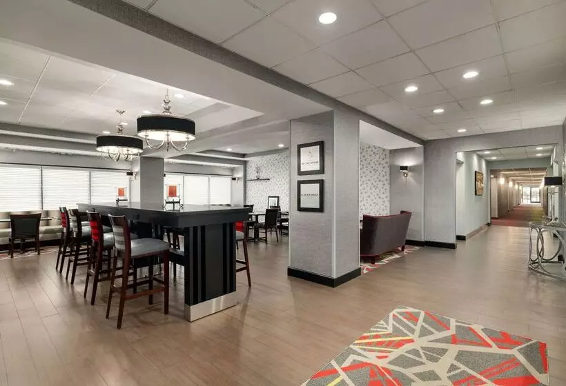 בית מלון כפרי Hampton Inn Simpsonville